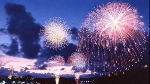 网红射速很快的烟花,网红射速，璀璨瞬间尽收眼底