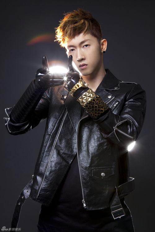 张佑赫mv女明星,星光熠熠的视觉盛宴