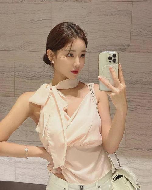 网红极品颜值,颜值巅峰，惊艳众人