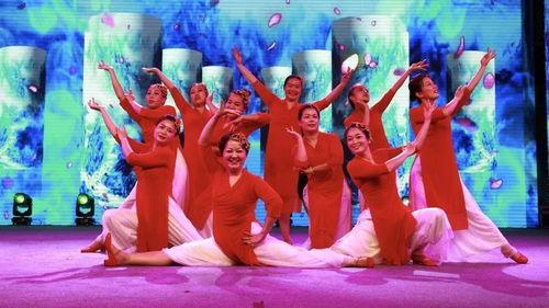 网红舞蹈串烧古风音乐,网红舞蹈串烧古风音乐盛宴