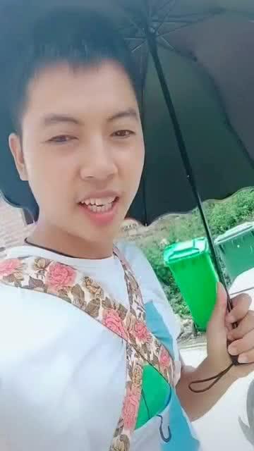 网红南京小视频是谁,她是如何一夜爆红的？